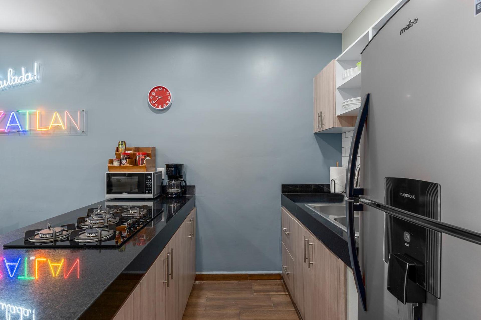 New & Comfy, 5 Star Area, Walk 2 Beach, Pool, Views, King Bed Mazatlan Ngoại thất bức ảnh